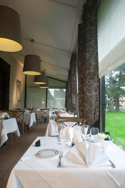 Logis Hotel & Restaurant - Lensotel Exteriör bild